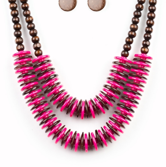 2 Layered Necklace - Picture 2 of 2